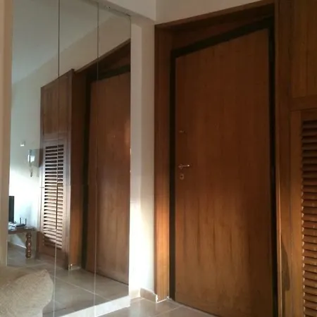 In Centro Citta Apartman Cosenza